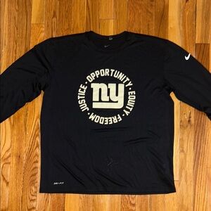 NY Giants Nike long sleeve (large)